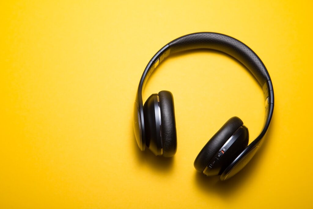 Photo Teenager with headphones